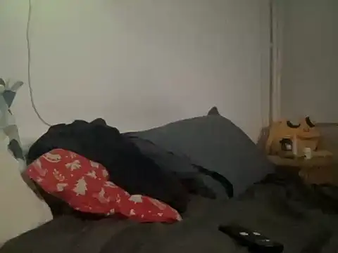 Snapshot of danyiony chatting on December 26, 6:52 am danyiony online show from December 26, 6:52 am