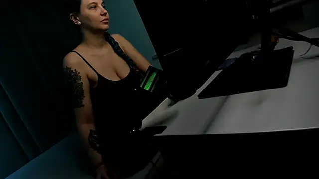 JuliaBusty online show from January 10, 4:58 am