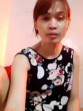 Snapshot of QueenSoreal chatting on February 5, 3:52 pm QueenSoreal online show from February 5, 3:52 pm