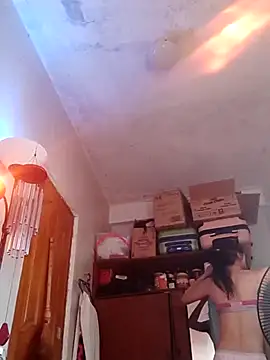 Snapshot of QueenSoreal chatting on February 25, 5:15 pm QueenSoreal online show from February 25, 5:15 pm