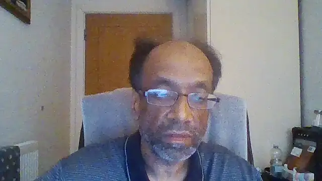 Snapshot of rauncher1 chatting on November 4, 9:19 am rauncher1 online show from November 4, 9:19 am