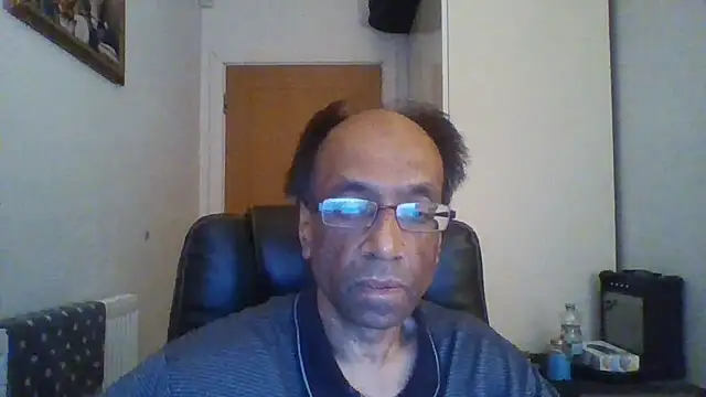 Snapshot of rauncher1 chatting on November 18, 9:25 am rauncher1 online show from November 18, 9:25 am