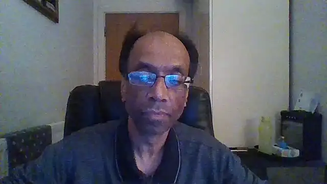 Snapshot of rauncher1 chatting on November 24, 10:53 pm rauncher1 online show from November 24, 10:53 pm