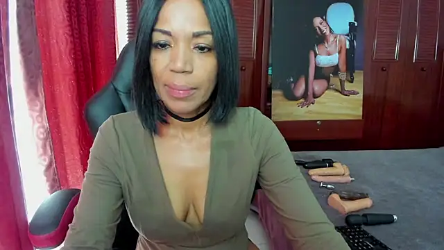 LUISSA  online show from January 27, 2:35 pm