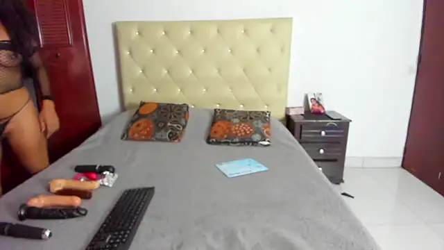 LUISSA  online show from March 10, 1:21 pm