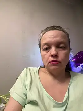 Susanel online show from March 16, 6:01 pm