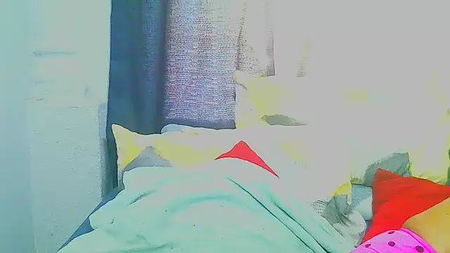 Snapshot of freaky_naughty chatting on October 23, 4:45 am freaky naughty online show from October 23, 4:45 am