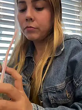 Brittanyrosexx online show from December 27, 10:37 pm