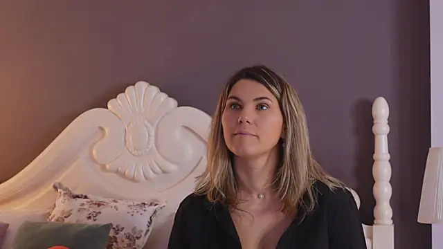 FeliciaKrige online show from February 18, 9:20 pm