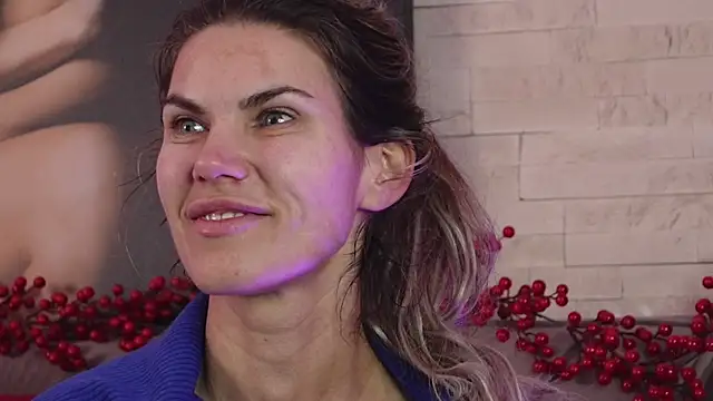 FeliciaKrige online show from December 21, 8:05 pm