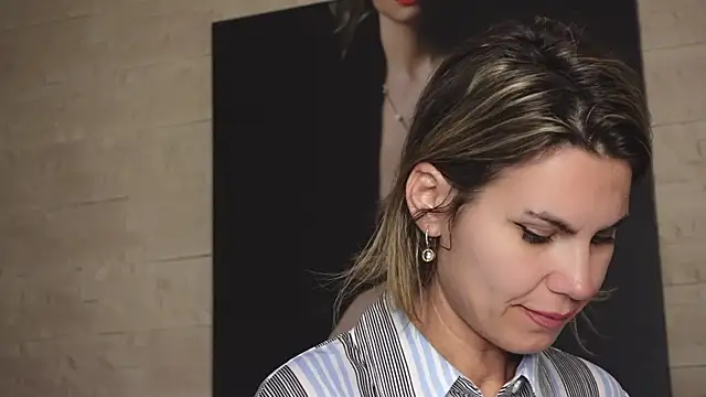 FeliciaKrige online show from March 17, 8:12 pm