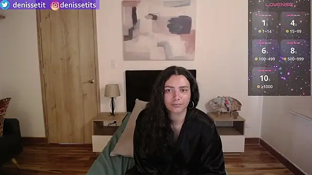 Snapshot of DenisseTits chatting on February 3, 7:52 pm DenisseTits online show from February 3, 7:52 pm