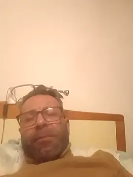 Snapshot of Lucianoconti chatting on January 16, 4:16 am Lucianoconti online show from January 16, 4:16 am