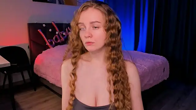 SweetMilkis online show from February 8, 9:13 am