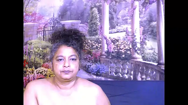 Snapshot of indianstar75 chatting on February 14, 2:28 am indianstar75 online show from February 14, 2:28 am