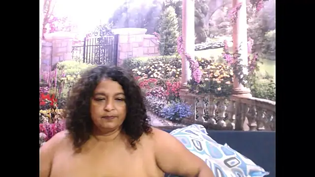 Snapshot of indianstar75 chatting on February 21, 9:00 pm indianstar75 online show from February 21, 9:00 pm