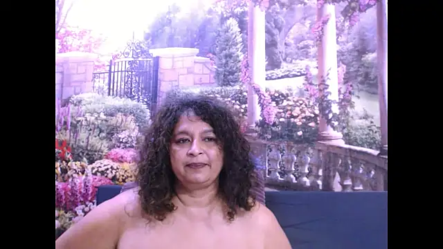 Snapshot of indianstar75 chatting on February 23, 9:05 pm indianstar75 online show from February 23, 9:05 pm