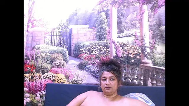 Snapshot of indianstar75 chatting on February 25, 7:14 pm indianstar75 online show from February 25, 7:14 pm