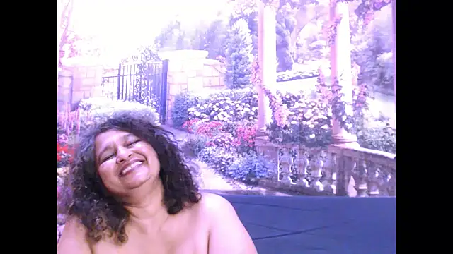 Snapshot of indianstar75 chatting on February 25, 11:11 pm indianstar75 online show from February 25, 11:11 pm