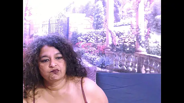 Snapshot of indianstar75 chatting on March 1, 5:42 am indianstar75 online show from March 1, 5:42 am