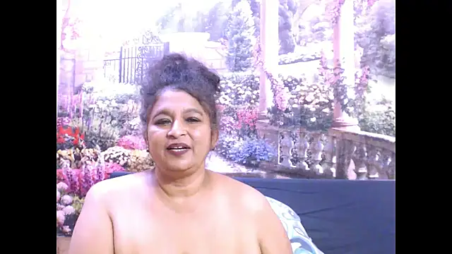 Snapshot of indianstar75 chatting on March 10, 7:53 am indianstar75 online show from March 10, 7:53 am