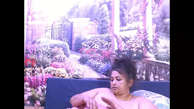 Snapshot of indianstar75 chatting on March 11, 12:54 am indianstar75 online show from March 11, 12:54 am