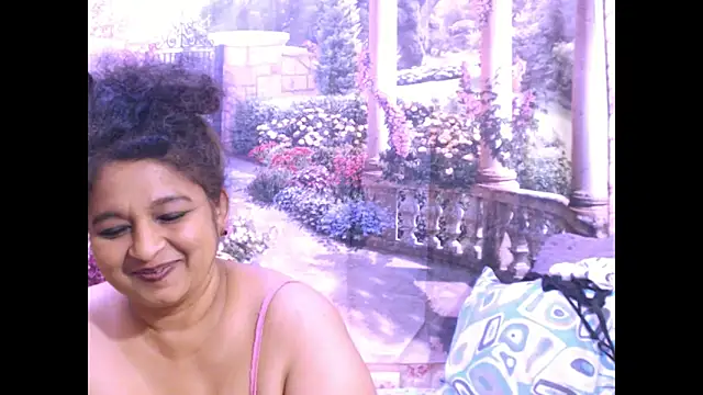 Snapshot of indianstar75 chatting on March 15, 12:56 pm indianstar75 online show from March 15, 12:56 pm