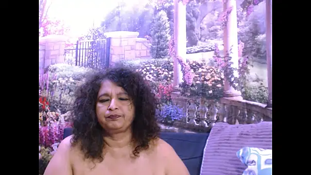 Snapshot of indianstar75 chatting on March 19, 5:39 pm indianstar75 online show from March 19, 5:39 pm