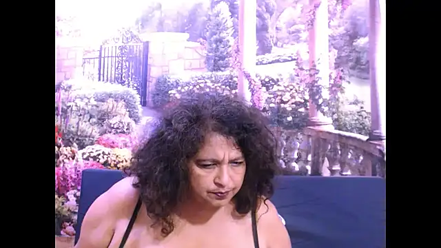 Snapshot of indianstar75 chatting on March 19, 9:58 pm indianstar75 online show from March 19, 9:58 pm