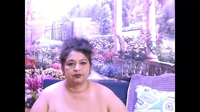 Snapshot of indianstar75 chatting on March 20, 5:35 am indianstar75 online show from March 20, 5:35 am