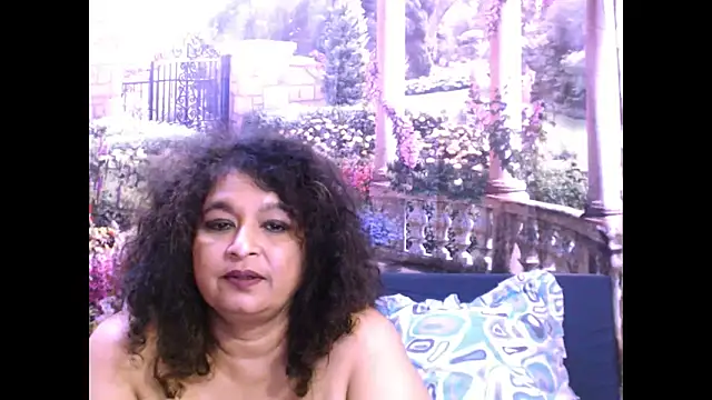 Snapshot of indianstar75 chatting on March 20, 8:42 am indianstar75 online show from March 20, 8:42 am