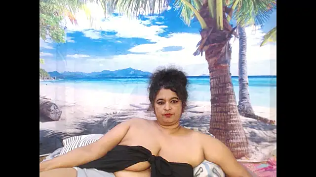 Snapshot of indianstar75 chatting on September 9, 6:07 pm indianstar75 online show from September 9, 6:07 pm