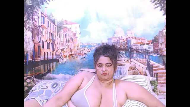 Snapshot of indianstar75 chatting on October 7, 5:15 am indianstar75 online show from October 7, 5:15 am