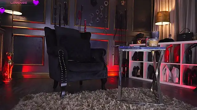 MissEmaDivine online show from January 11, 6:24 am