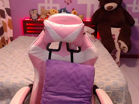 Snapshot of Sweety_Aria chatting on January 13, 6:27 am Sweety Aria online show from January 13, 6:27 am