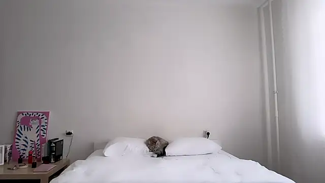 Milky   Way online show from April 15, 1:18 pm