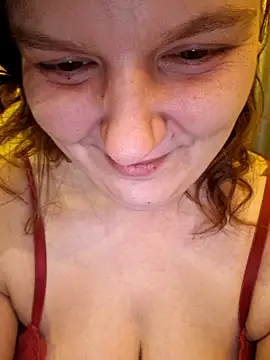 Cutegirlforyou online show from December 6, 7:43 am