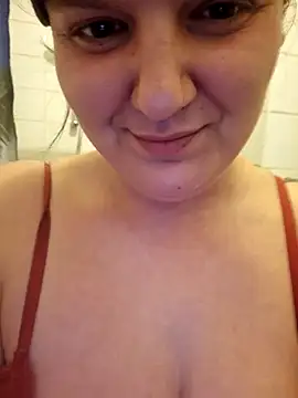 Cutegirlforyou online show from February 2, 11:08 am