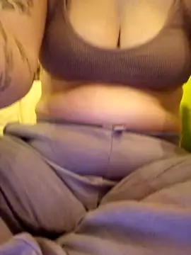 Cutegirlforyou online show from February 7, 7:07 am