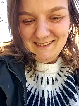 Cutegirlforyou online show from March 18, 11:41 am