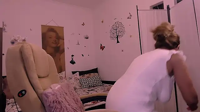 elacoquette online show from March 3, 12:27 pm