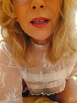 elacoquette online show from April 16, 2:23 am