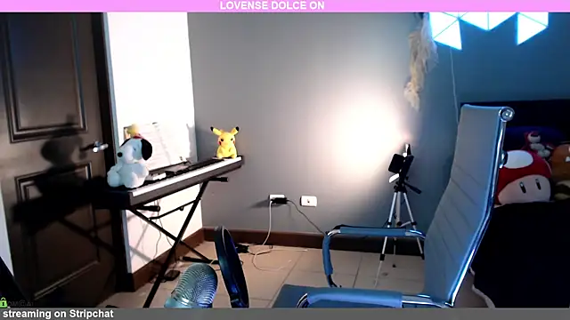 minarocket  online show from December 30, 3:35 pm