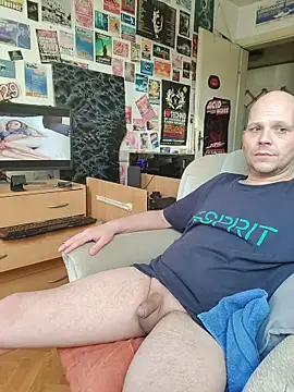 Snapshot of hardcap chatting on November 3, 8:26 am hardcap online show from November 3, 8:26 am