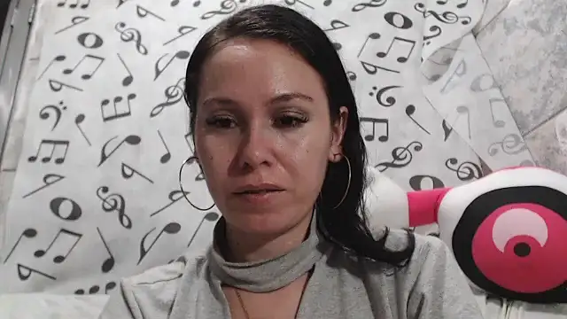 Venusluxodomme online show from December 2, 3:26 am