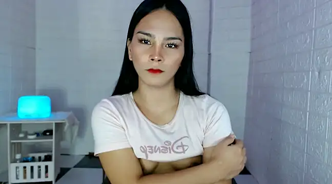 Snapshot of urnaughtydolly69 chatting on January 22, 12:17 pm urnaughtydolly69 online show from January 22, 12:17 pm