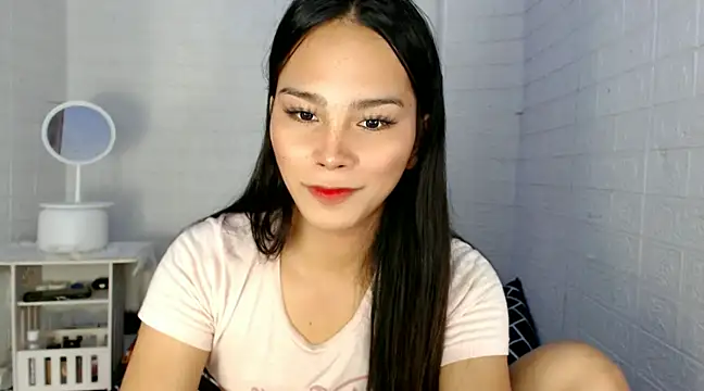 Snapshot of urnaughtydolly69 chatting on January 31, 7:29 pm urnaughtydolly69 online show from January 31, 7:29 pm