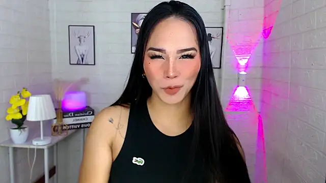 Snapshot of urnaughtydolly69 chatting on September 17, 6:53 pm urnaughtydolly69 online show from September 17, 6:53 pm