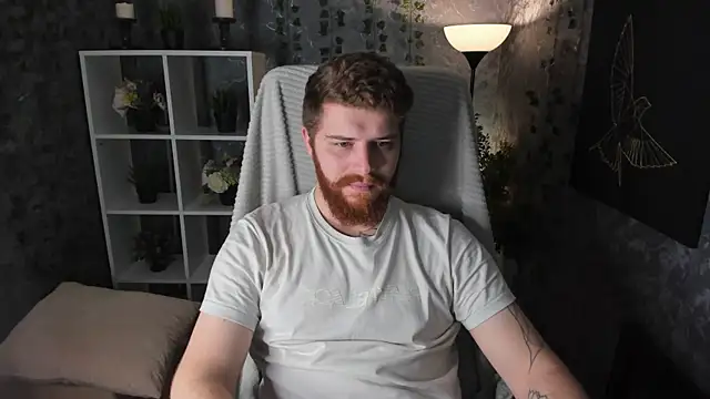 Snapshot of DominicGengry chatting on December 4, 11:13 pm DominicGengry online show from December 4, 11:13 pm