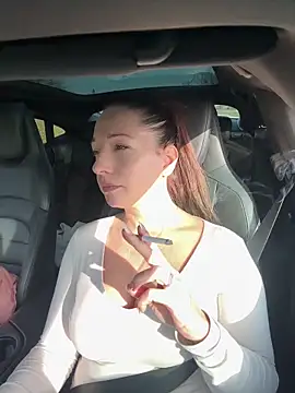 Viola Beck online show from March 20, 8:08 am